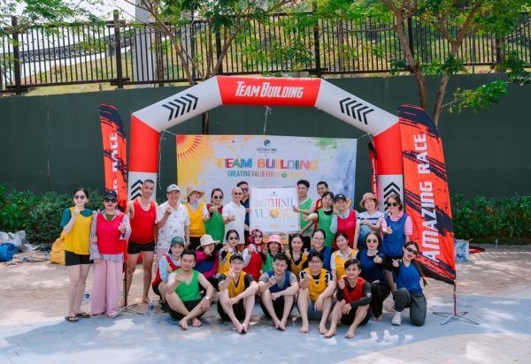 HỌP THƯỜNG NIÊN & TEAM BUILDING 2025–2026/ TẠO LẬP GIÁ TRỊ ĐỂ THỊNH VƯỢNG